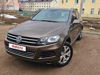 2014 Volkswagen Touareg II, коричневый, 2600000 рублей, вид 3