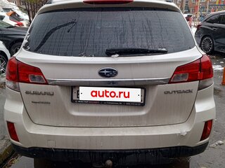 2011 Subaru Outback IV, белый, 1050000 рублей, вид 4