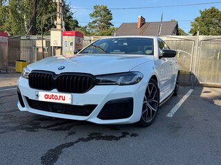2020 BMW 5 серии 530i xDrive VII (G30/G31/G38) Рестайлинг, белый, 5500000 рублей, вид 4