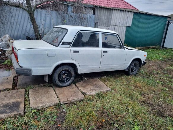 2001 Lada (ВАЗ) 2107, синий, 100000 рублей