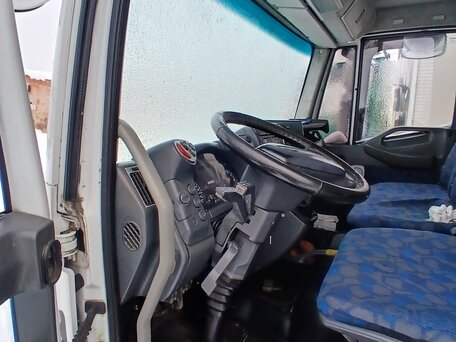 2008 Iveco EuroCargo, белый, 1500000 рублей, вид 2