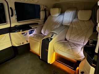 2022 Mercedes-Benz V-Класс Compact 300 d компактный III (W447) Рестайлинг, чёрный, 13000000 рублей, вид 3