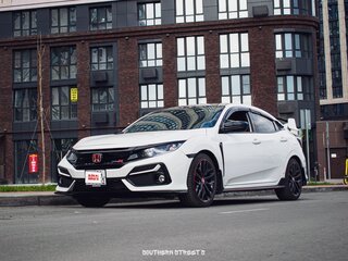 2021 Honda Civic X Рестайлинг, белый, 2600000 рублей, вид 2