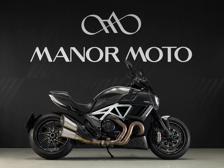 2014 Ducati Diavel Carbon, чёрный, 1350000 рублей, вид 1