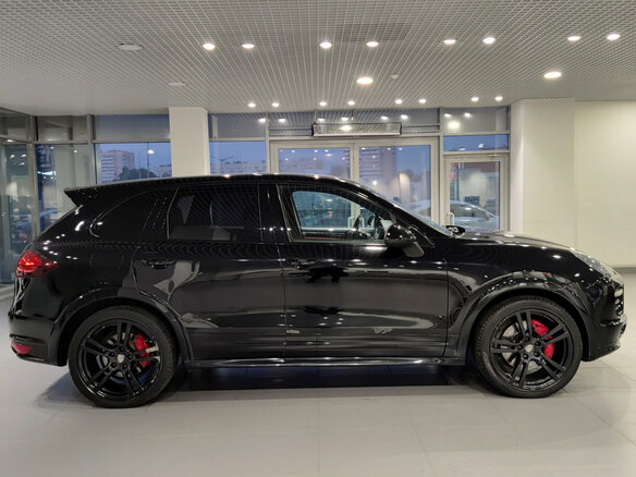 2012 Porsche Cayenne GTS II (958), чёрный, 1990000 рублей - вид 3