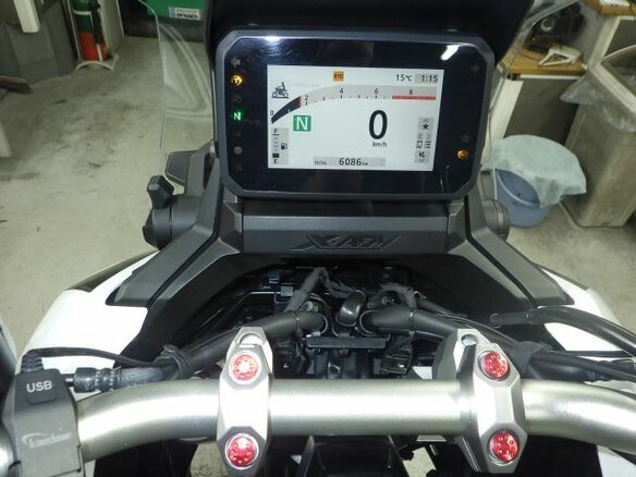 2025 Honda X-ADV, белый, 1730000 рублей - вид 8