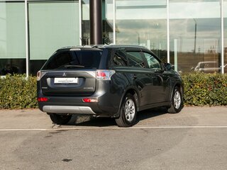 2014 Mitsubishi Outlander III Рестайлинг, серый, 1670000 рублей, вид 2