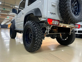 2025 Suzuki Jimny Sierra IV, белый, 2555000 рублей, вид 4