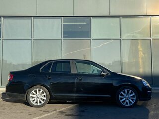 2007 Volkswagen Jetta V, чёрный, 549000 рублей, вид 3
