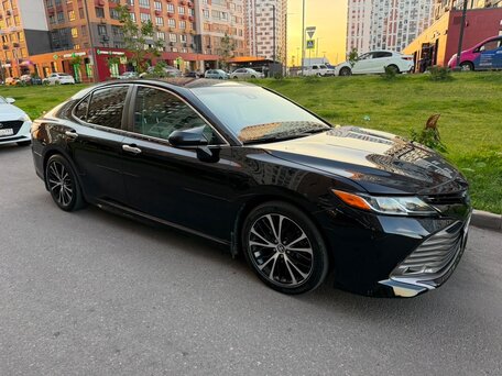 2018 Toyota Camry US Market VIII (XV70), чёрный, 1799000 рублей, вид 3