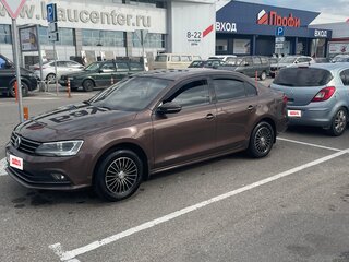 2015 Volkswagen Jetta VI Рестайлинг, коричневый, 1250000 рублей, вид 4