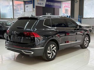 2023 Volkswagen Tiguan L II Рестайлинг (China Market), чёрный, 2540000 рублей, вид 5
