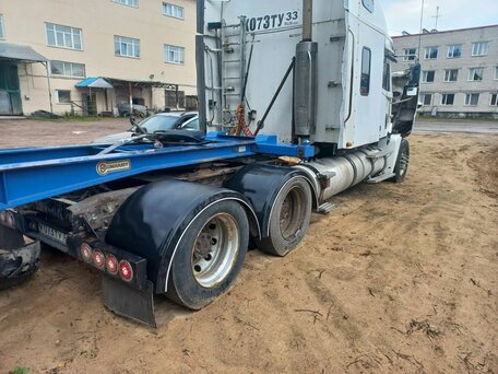 2002 Freightliner Columbia, белый, 2400000 рублей, вид 1