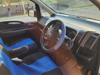 2006 Nissan Serena III (C25), белый, 960000 рублей, вид 5