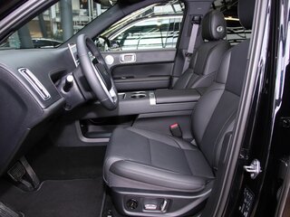 2025 Li Auto (Lixiang) L6 I, чёрный, 8382315 рублей, вид 4