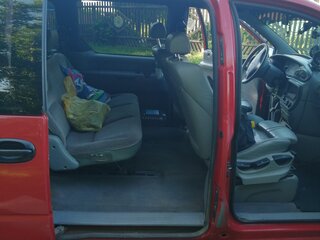 1999 Dodge Caravan III, красный, 300000 рублей, вид 5