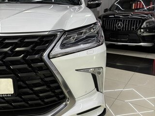 2021 Lexus LX 570 III Рестайлинг 2, белый, 11650000 рублей, вид 3