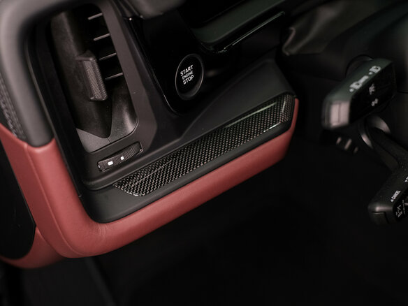 2026 Porsche Cayenne GTS III Рестайлинг, чёрный, 25600000 рублей - вид 17