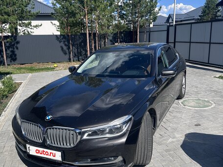 2017 BMW 7 серии 730d xDrive VI (G11/G12), коричневый, 3333000 рублей, вид 2