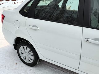 2018 Lada (ВАЗ) Granta I Рестайлинг, белый, 720000 рублей, вид 2