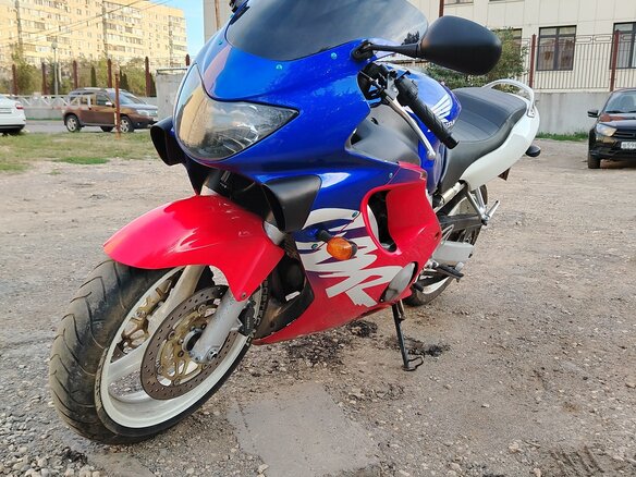 2000 Honda CBR 600F, синий, 400000 рублей