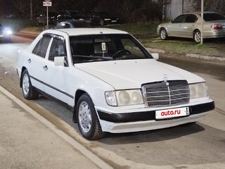 1987 Mercedes-Benz W124 200, белый, 475000 рублей, вид 1