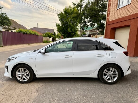 2018 Kia Ceed III, белый - вид 1