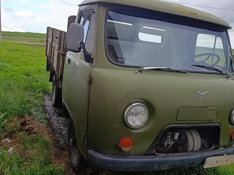 1980 УАЗ 3303, зелёный, 150000 рублей, вид 1