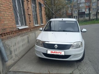 2013 Renault Logan I Рестайлинг, белый, 300000 рублей, вид 1