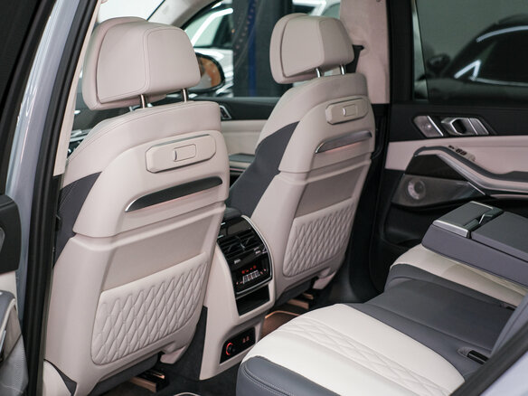 2026 BMW X7 40d I (G07) Рестайлинг, серый, 18700000 рублей - вид 25