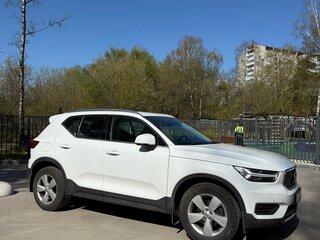 2021 Volvo XC40 I, белый, 2700000 рублей, вид 5