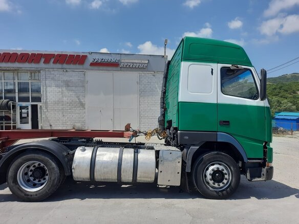 1995 Volvo FH, зелёный, 1100000 рублей - вид 6