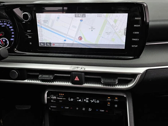 2021 Kia K5 III, чёрный - вид 9