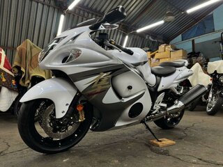 2013 Suzuki GSX 1300 R Hayabusa, белый, 1490000 рублей, вид 2