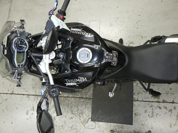 2012 Triumph Tiger 800, чёрный, 600000 рублей - вид 7