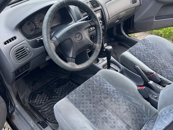 1999 Mazda 323 VI (BJ), чёрный, 260000 рублей - вид 4