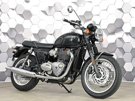 2025 Triumph Bonneville T120, чёрный, 1599000 рублей, вид 1