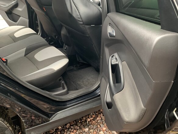 2012 Ford Focus III, чёрный, 800000 рублей - вид 16
