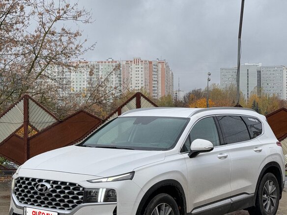 2021 Hyundai Santa Fe IV Рестайлинг, белый, 3500000 рублей