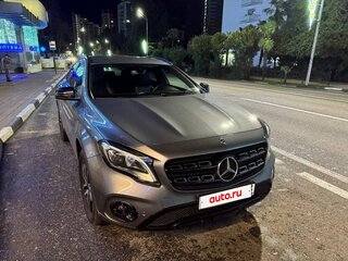 2019 Mercedes-Benz GLA 200 I (X156) Рестайлинг, серебристый, 2590000 рублей, вид 3