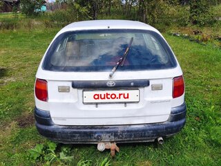 2002 Toyota Caldina I Рестайлинг, белый, 180000 рублей, вид 3