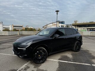 2016 Porsche Cayenne II Рестайлинг (958), чёрный, 3950000 рублей, вид 2