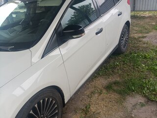 2015 Ford Focus III Рестайлинг, белый, 550000 рублей, вид 2