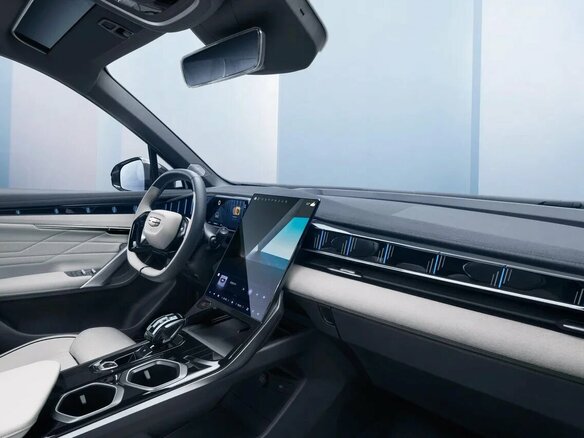 2026 Geely Atlas II, белый, 3449990 рублей - вид 13