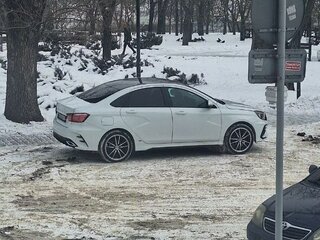 2016 Lada (ВАЗ) Vesta I, белый, 800000 рублей, вид 3