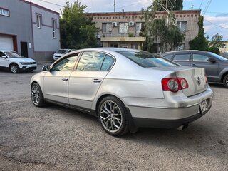 2007 Volkswagen Passat B6, серебристый, 970000 рублей, вид 4