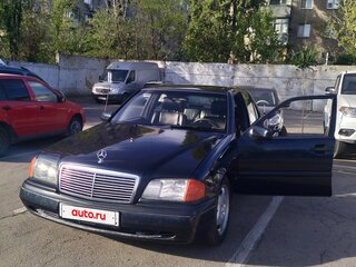 1995 Mercedes-Benz C-Класс 180 (PMS) I (W202), синий, 400000 рублей, вид 1