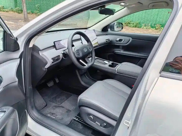 2026 Changan Qiyuan Q05 51.9 kWh II, серебристый - вид 3
