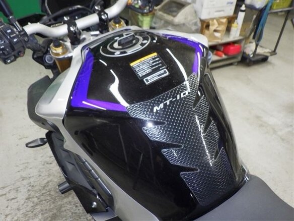 2017 Yamaha MT-10SP, серебристый, 972000 рублей - вид 7