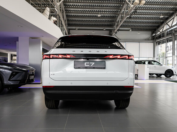 2026 Omoda C7, белый - вид 14